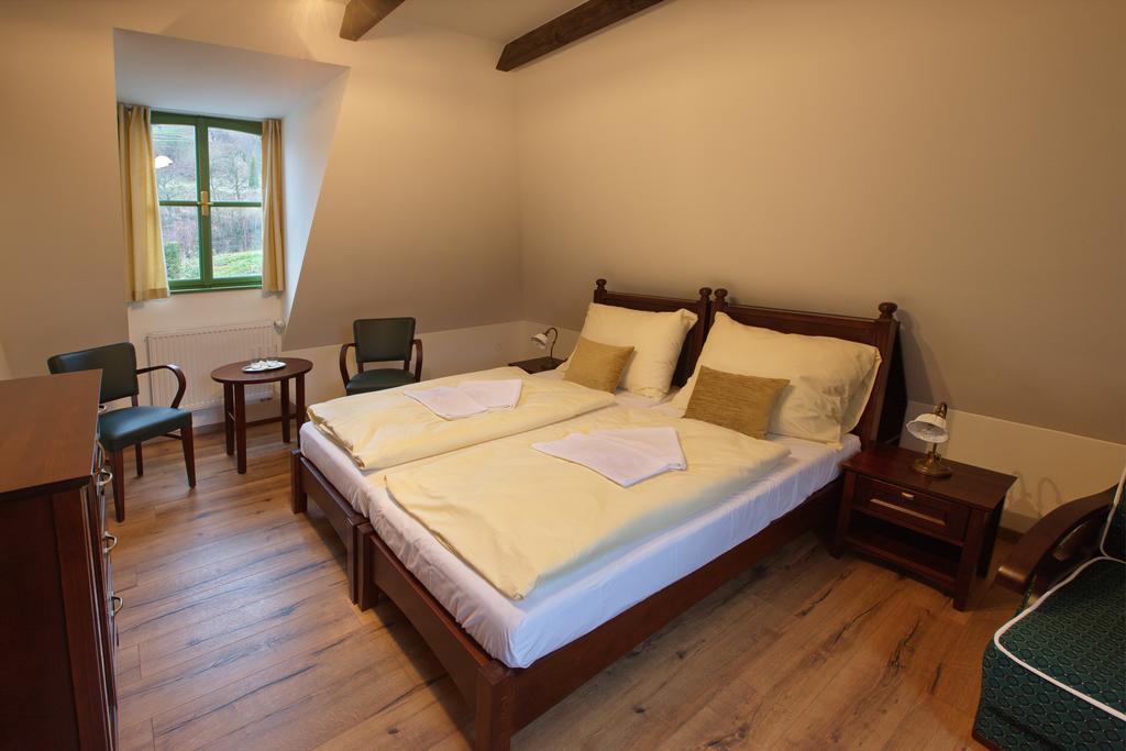 玉兰别墅旅馆 Banská Štiavnica 客房 照片